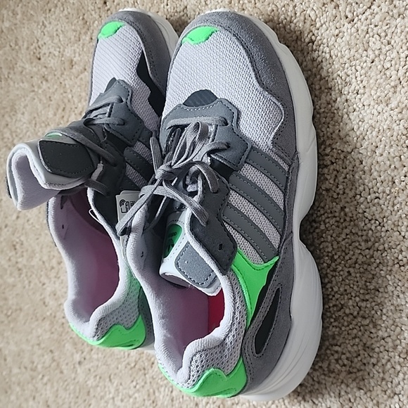 Adidas Gray and Green Sneakers - Picture 2 of 4